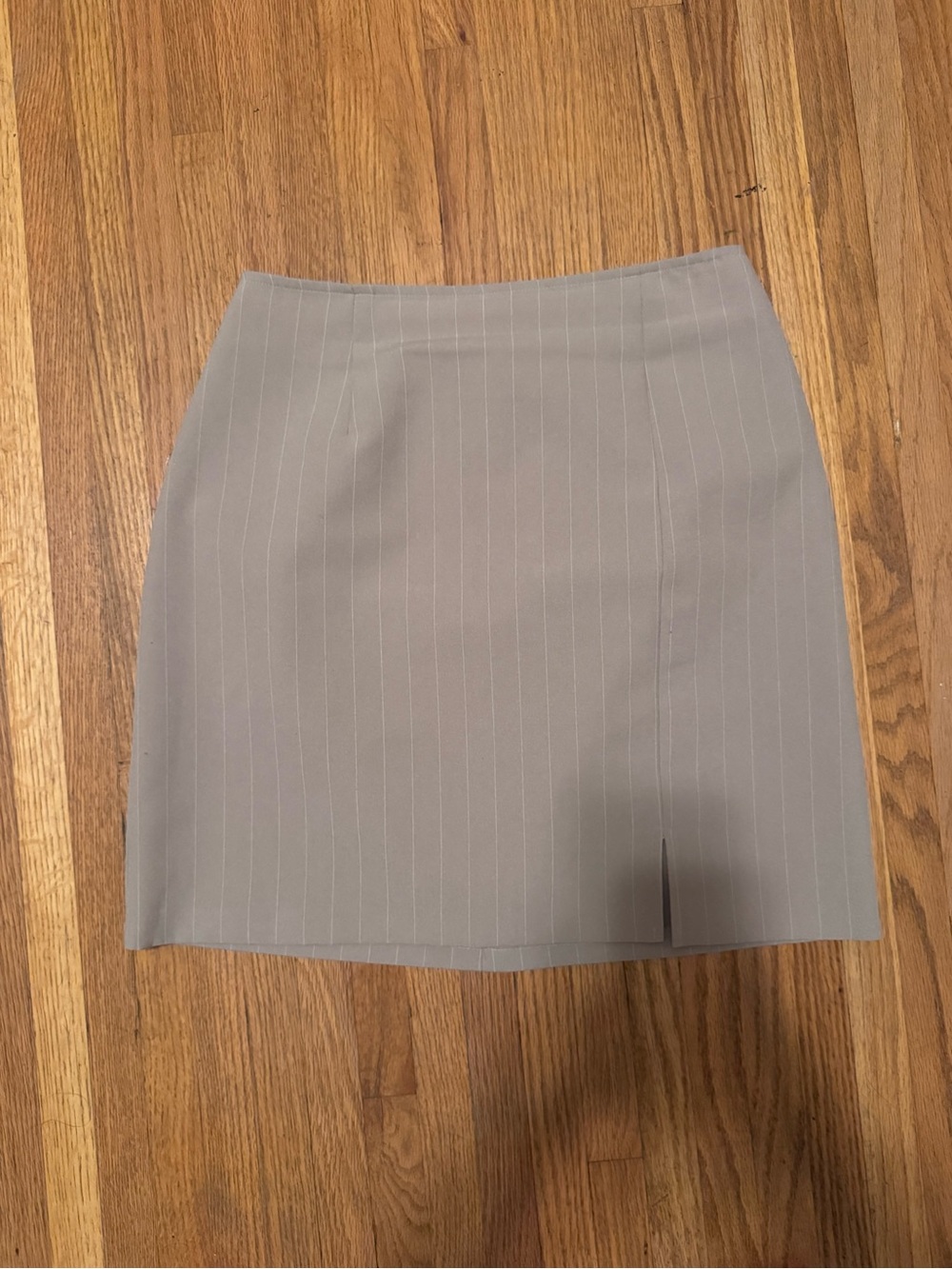 Vintage Light Gray Pinstripe Pencil Skirt